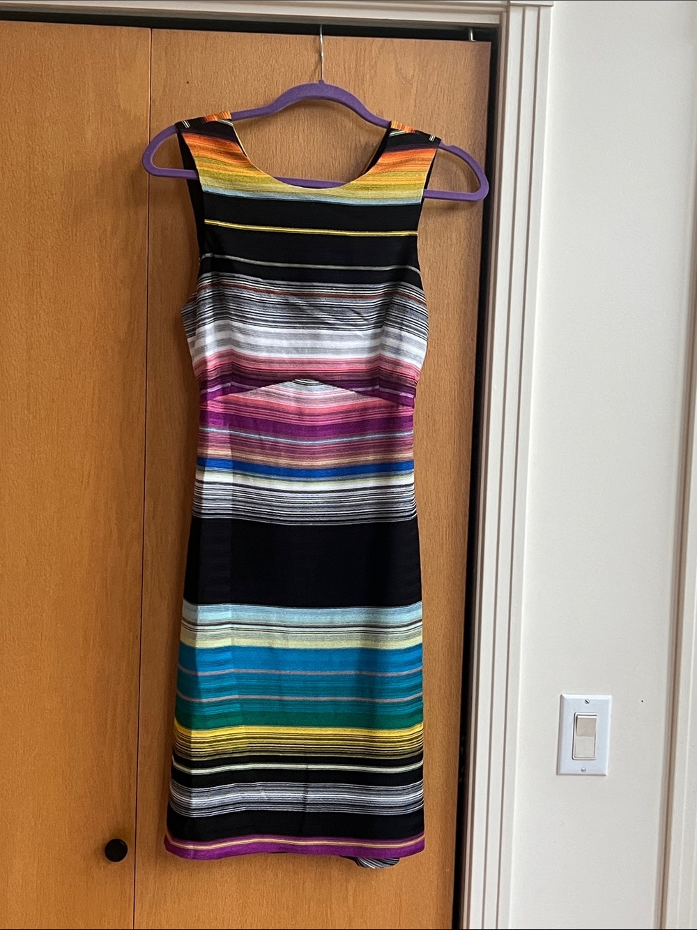 Sleeveless Multicolor Striped Midi Dress - Black Base